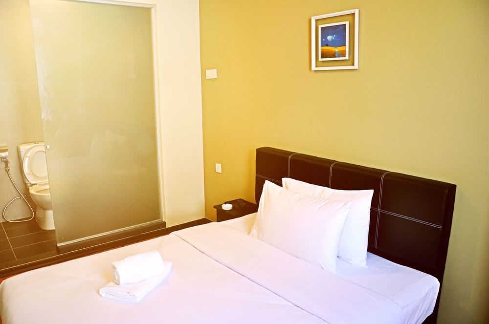 Gem Hotel Nusajaya  Eksteriør billede
