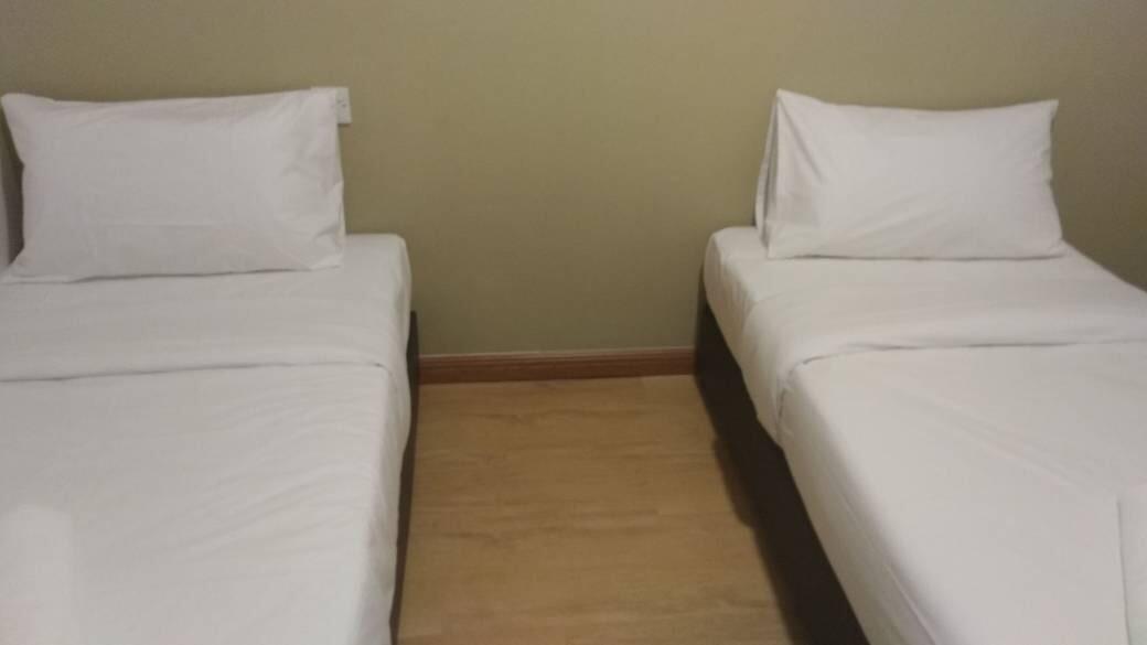 Gem Hotel Nusajaya  Eksteriør billede